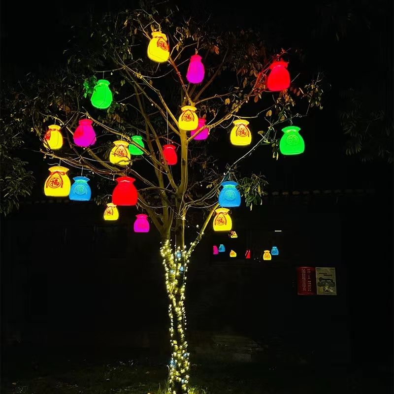 Outdoor Lighting On Trees - Glücksbeutellaternen, Geldbeutel auf Bäumen, Glückslaternen, Laternen,